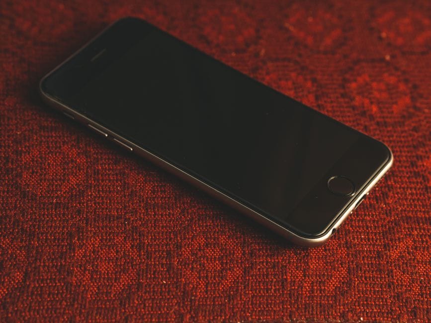 Screen Protectors: Tempered Glass, Film, or Nothing at All?